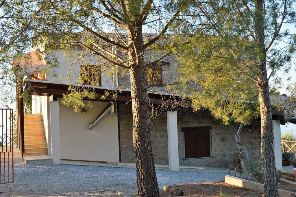 Вілла Agriturismo Pattina Pettineo Екстер'єр фото